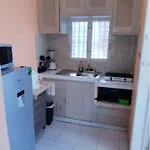 Central Studio With Balcony & Kitchen