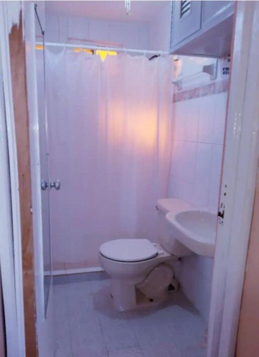 Apartamento With Balcony & Kitchen